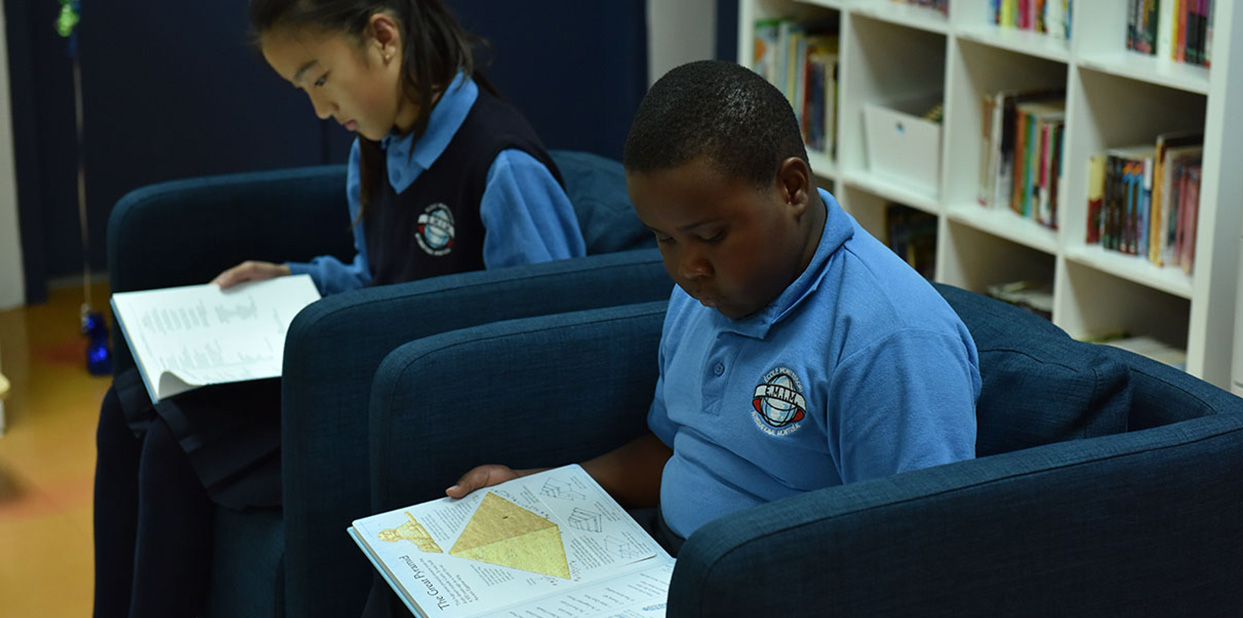 Library Ecole Montessori Internationale Montreal